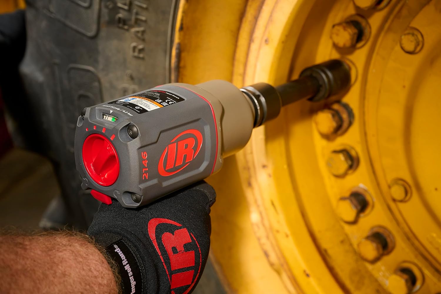 Ingersoll Rand 2146Q1MAX-6 3/4" Air Impact Wrench, 6" Ext Anvil, Quiet, 2,000 ft-lb Torque, Friction Ring-Thru-hole Retainer, Pistol