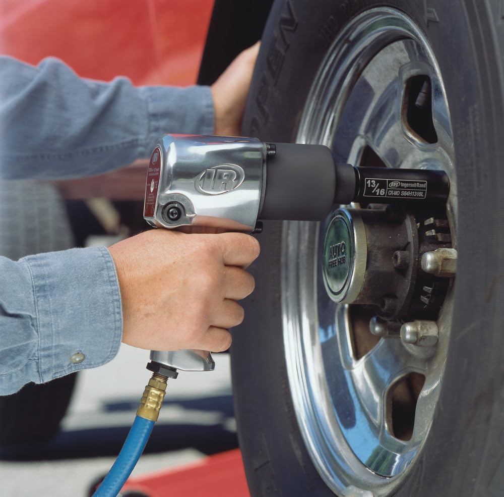 Ingersoll Rand 231C 1/2" Air Impact Wrench, Super Duty, 600 ft-lb Torque, Friction Ring Retainer, Pistol