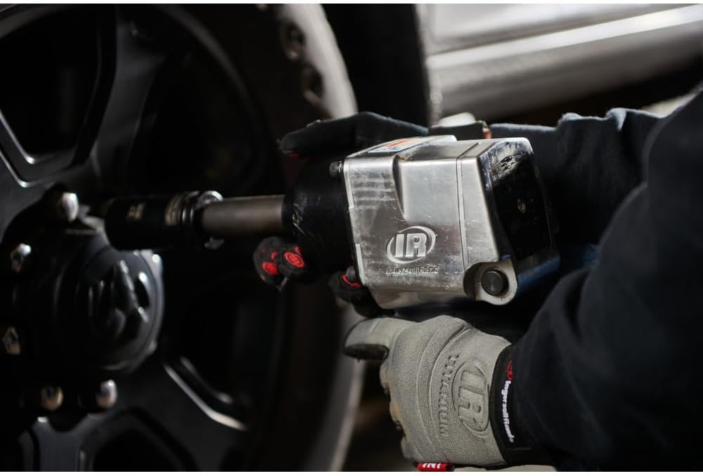 Ingersoll Rand 261 3/4" Air Impact Wrench, Super Duty, 1100 ft-lb Torque, Friction Ring Retainer, Pistol